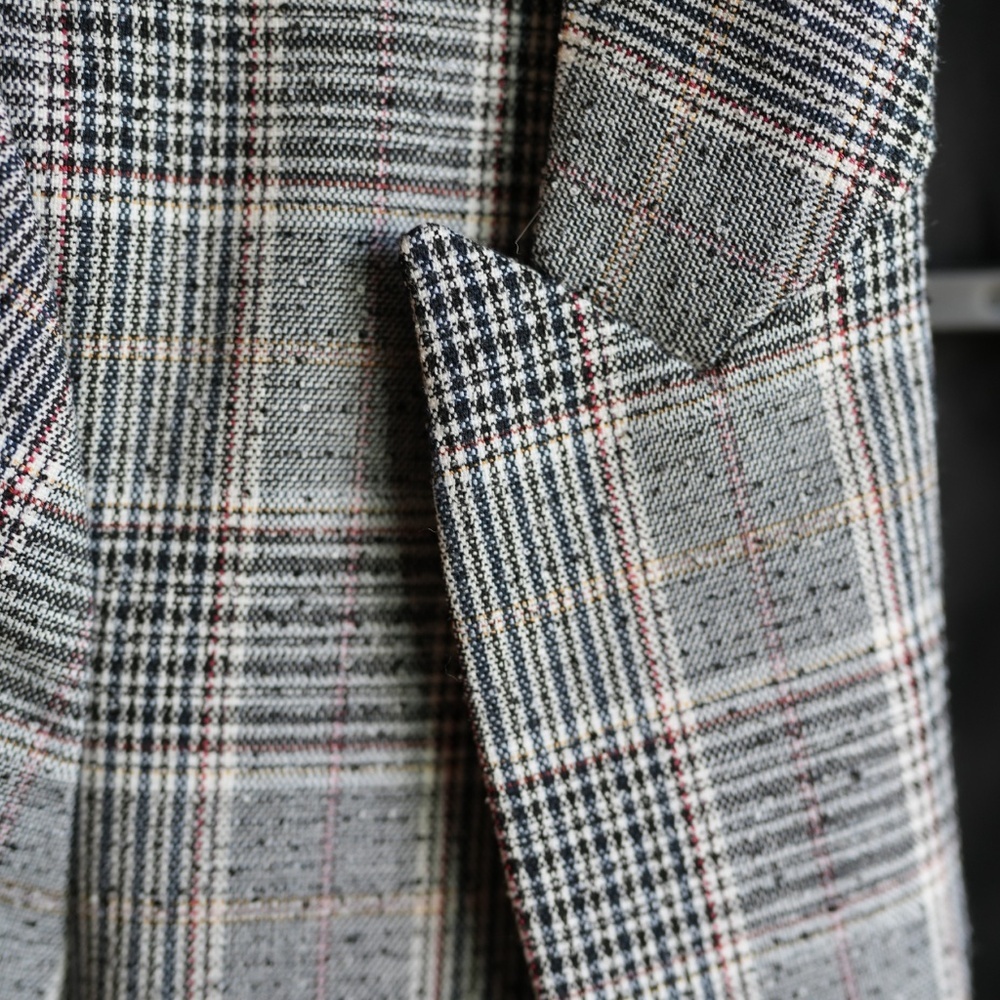 Blazer - Picture 2 of 3